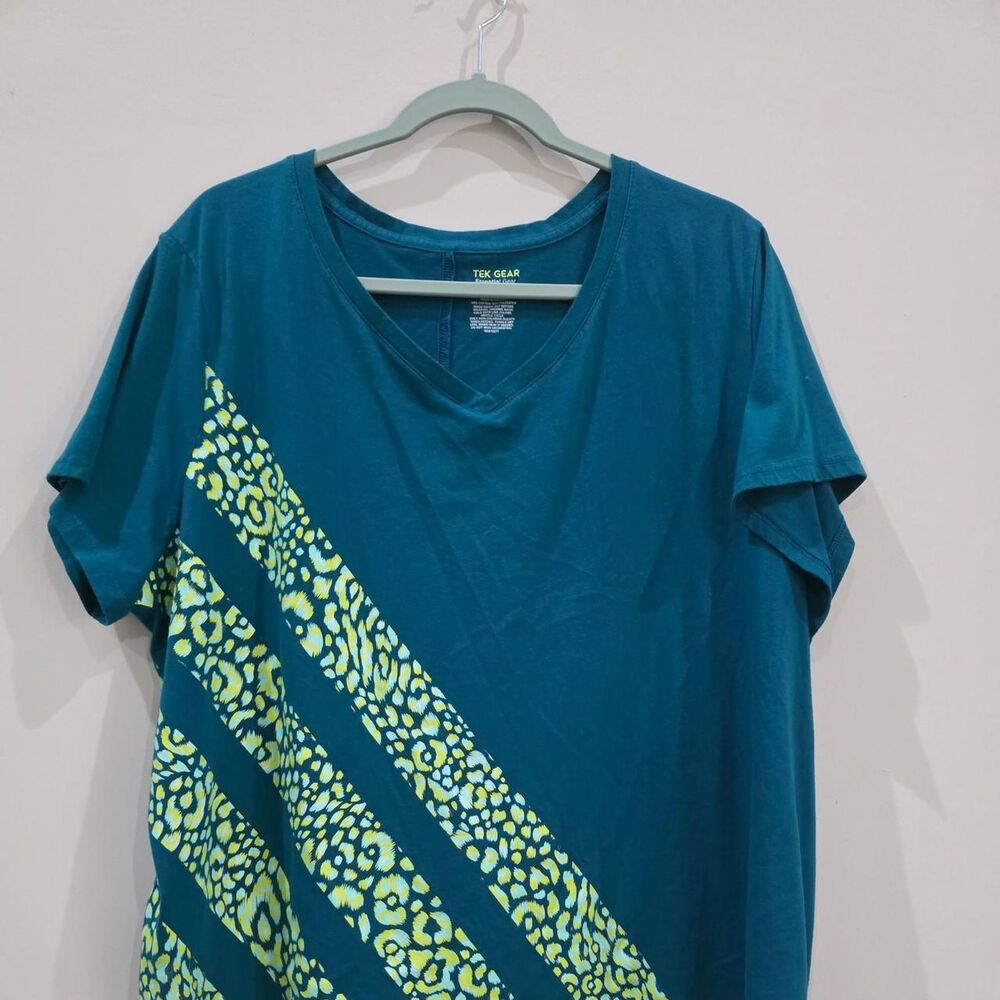 Tek-gear Women's Blue and Green T-shirt